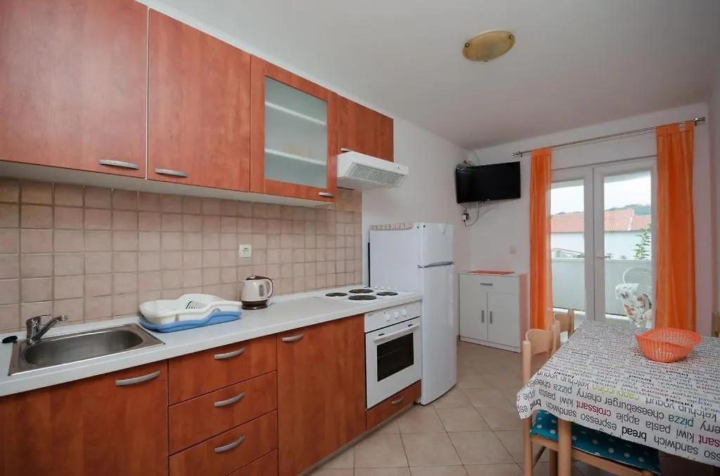 Apartament Holiday S&M Lopar