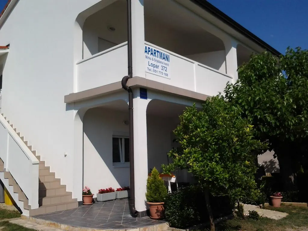 Apartament Holiday S&M Lopar